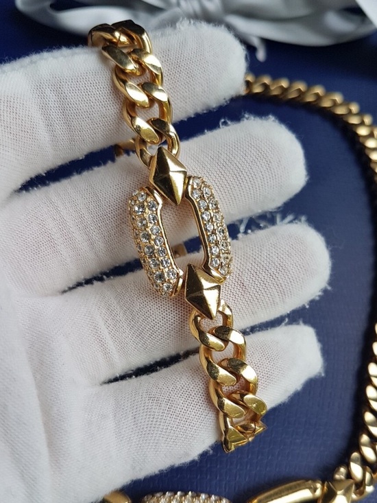 Swarovski Jewelry - AUTHENTIC Swarovski Gold Plated Chunky Chain Link Vintage Bracelet